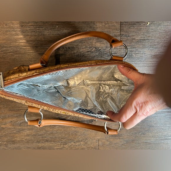 Like new Primeware Wine Clutch Bag Cork pattern  (Thermal Insulated) Trendy - Picture 4 of 13